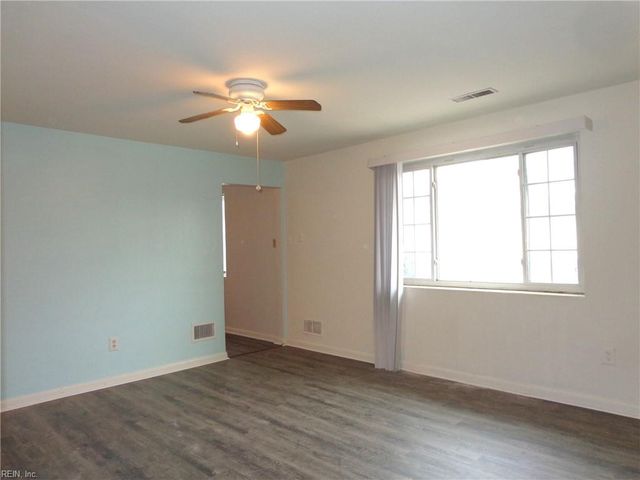 2016 E Ocean View Ave Apt 3, Norfolk, VA 23503