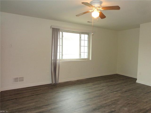 2016 E Ocean View Ave Apt 3, Norfolk, VA 23503