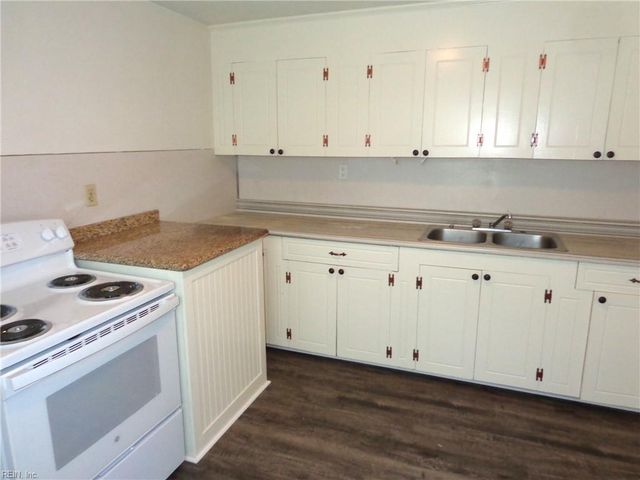 2016 E Ocean View Ave Apt 3, Norfolk, VA 23503
