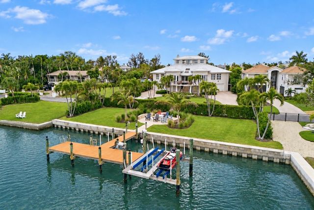 4034 ROBERTS POINT ROAD, Sarasota, FL 34242