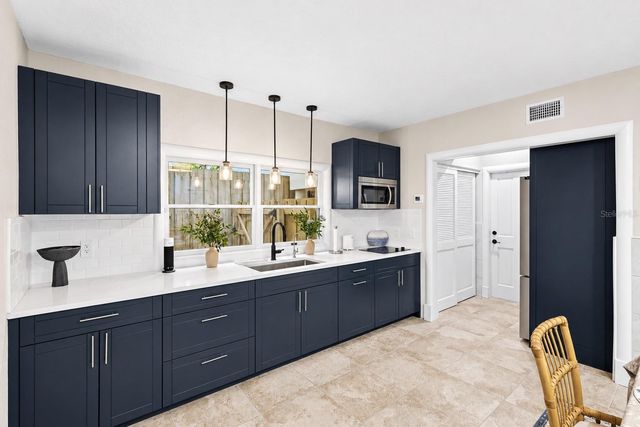 4034 ROBERTS POINT ROAD, Sarasota, FL 34242