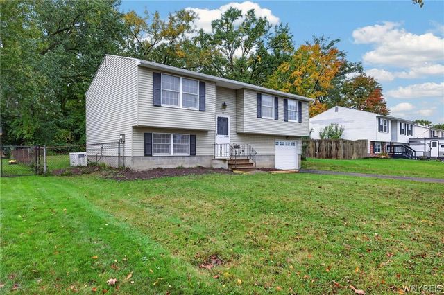 67 Forestal Drive, Hamburg, NY 14075