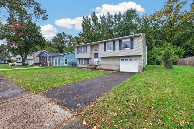 67 Forestal Drive, Hamburg, NY 14075