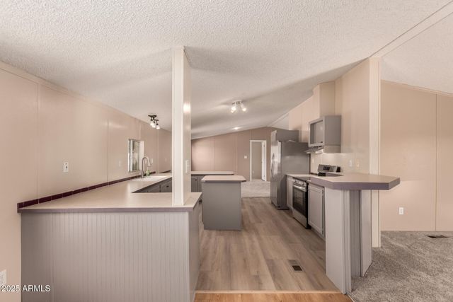 38429 N 27th Avenue, Phoenix, AZ 85086