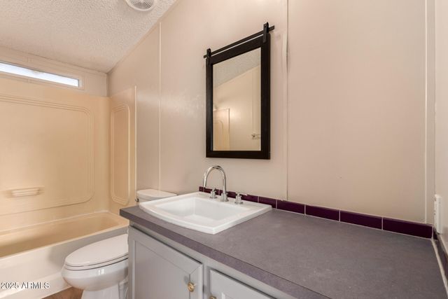 38429 N 27th Avenue, Phoenix, AZ 85086