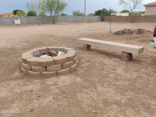 38429 N 27th Avenue, Phoenix, AZ 85086