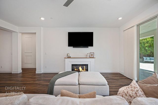 12766 Montbrook Way, Rancho Cordova, CA 95742