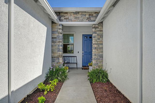 12766 Montbrook Way, Rancho Cordova, CA 95742