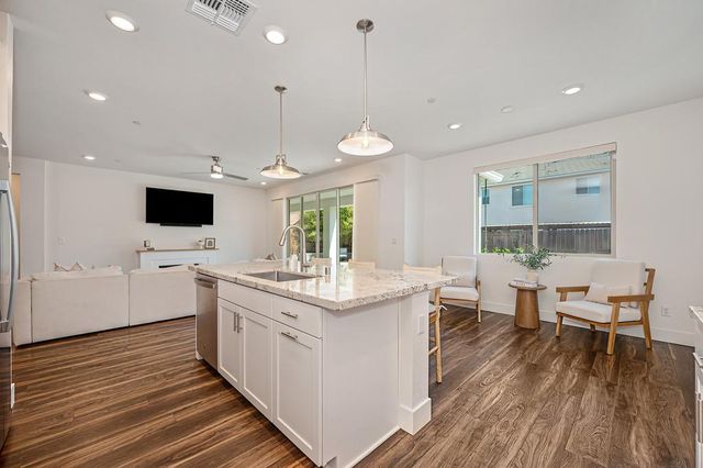 12766 Montbrook Way, Rancho Cordova, CA 95742