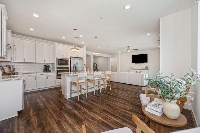 12766 Montbrook Way, Rancho Cordova, CA 95742