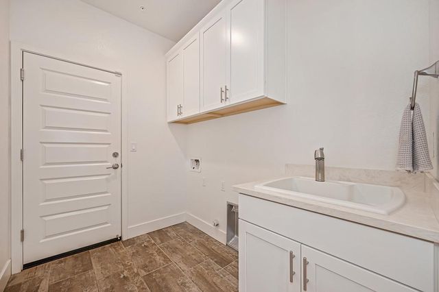 12766 Montbrook Way, Rancho Cordova, CA 95742