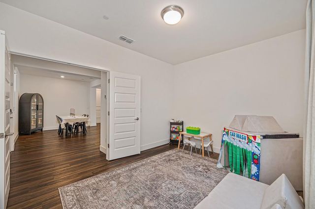 12766 Montbrook Way, Rancho Cordova, CA 95742