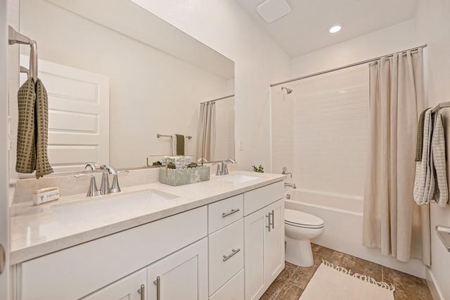 12766 Montbrook Way, Rancho Cordova, CA 95742