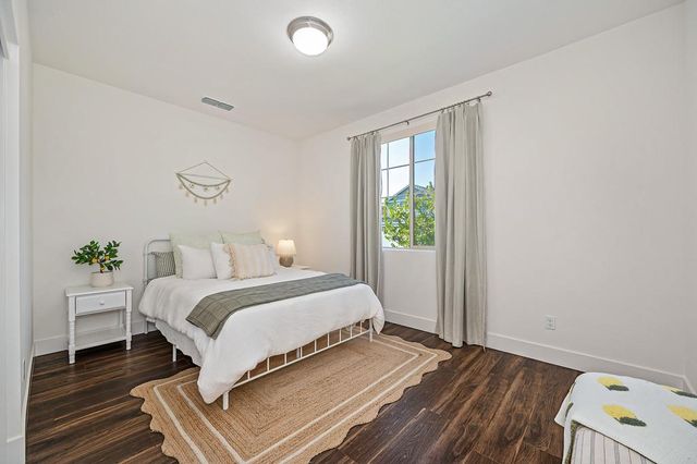 12766 Montbrook Way, Rancho Cordova, CA 95742