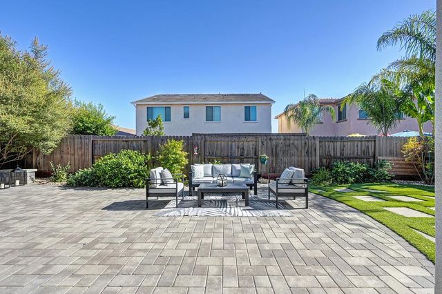 12766 Montbrook Way, Rancho Cordova, CA 95742