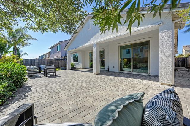 12766 Montbrook Way, Rancho Cordova, CA 95742