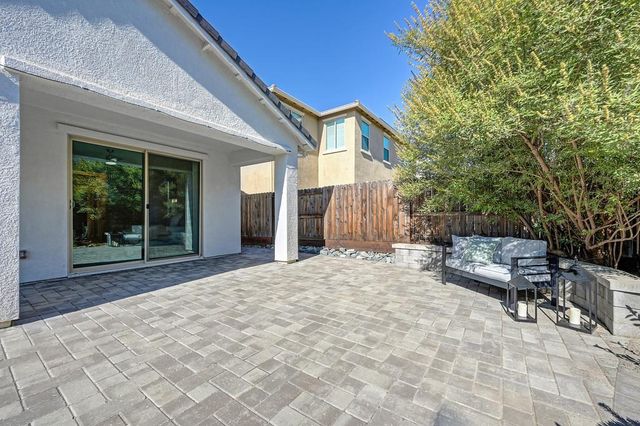 12766 Montbrook Way, Rancho Cordova, CA 95742