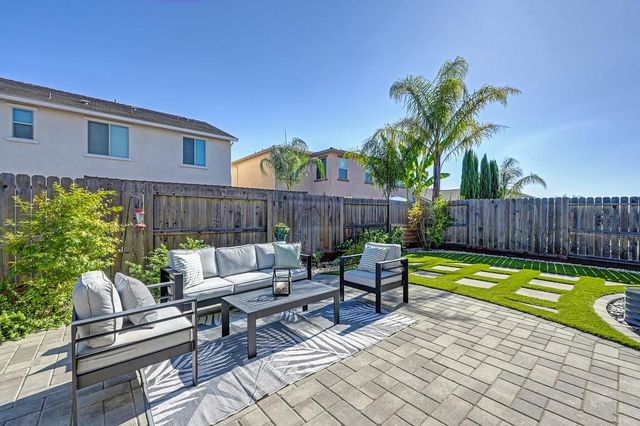 12766 Montbrook Way, Rancho Cordova, CA 95742