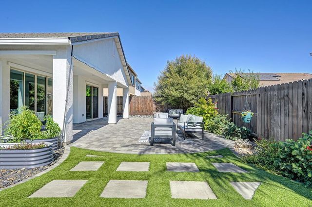 12766 Montbrook Way, Rancho Cordova, CA 95742