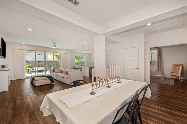 12766 Montbrook Way, Rancho Cordova, CA 95742