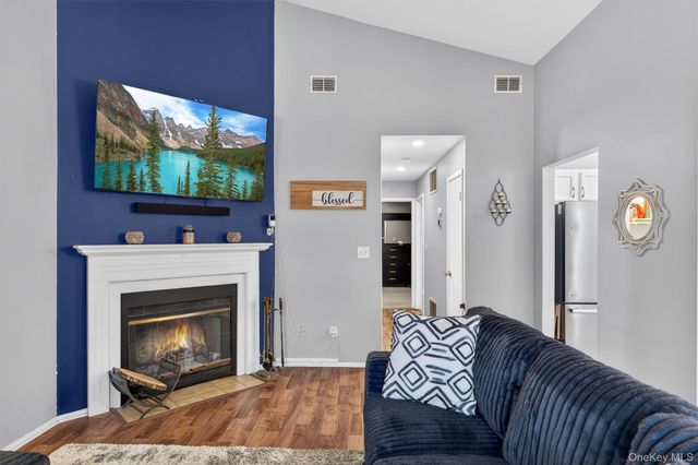 3601 Whispering Hills 3601, Chester, NY 10918