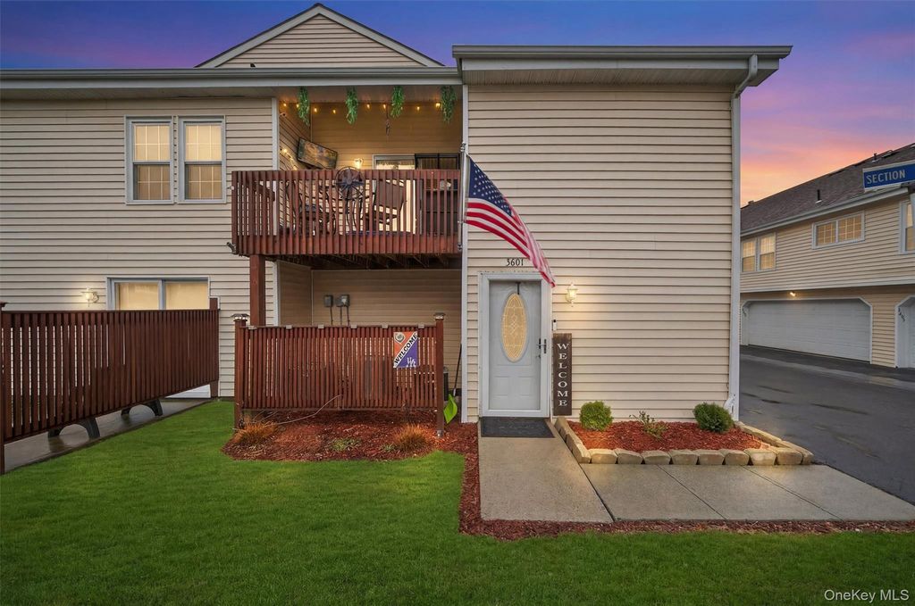 3601 Whispering Hills 3601, Chester, NY 10918