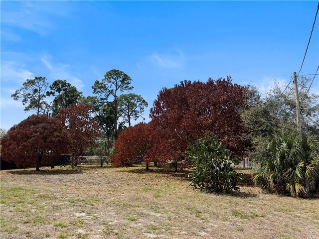 209 McArthur AVE, Lehigh Acres, FL 33936