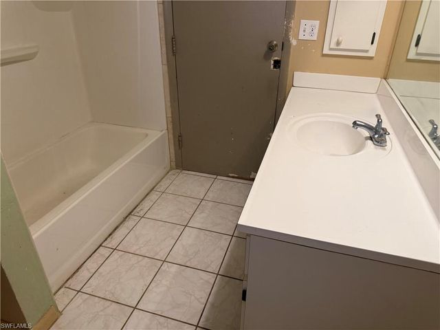 209 McArthur AVE, Lehigh Acres, FL 33936