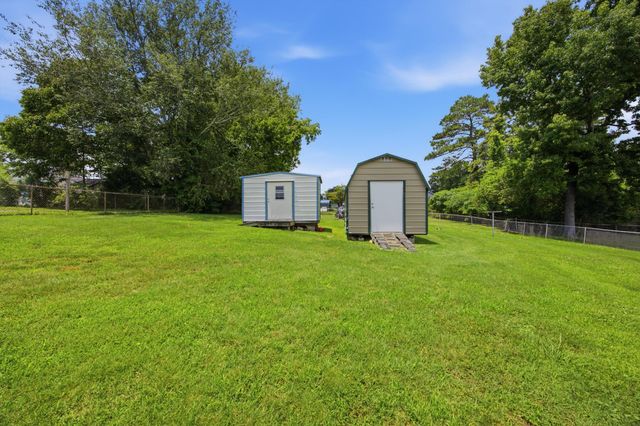 921 Garden Street, Rossville, GA 30741