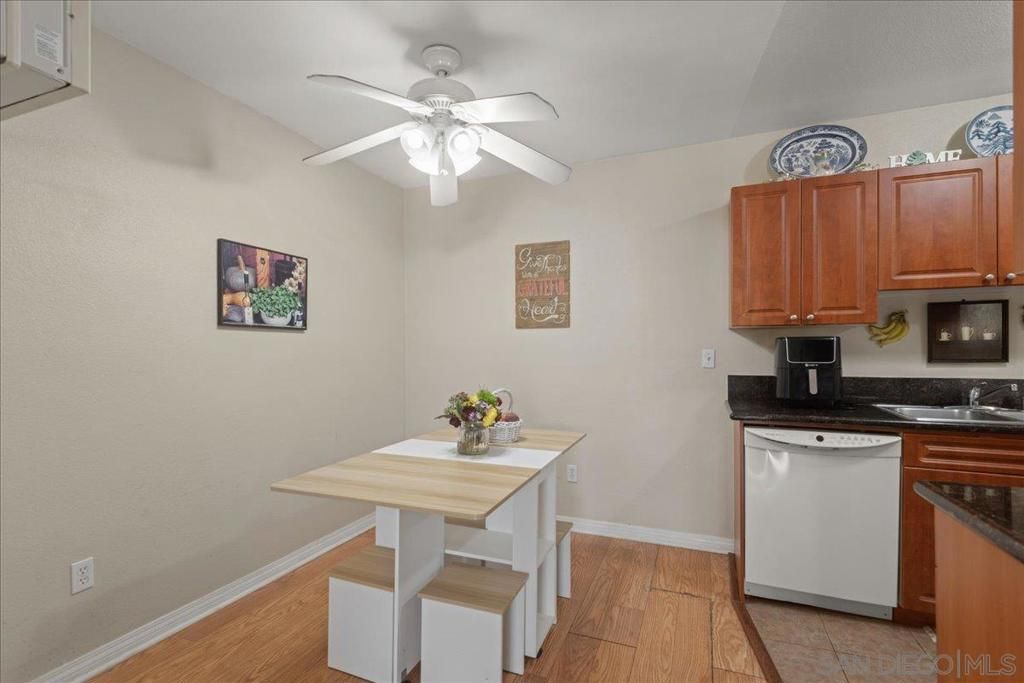 Image 12 of property listing at 2950 Alta View Dr H202, San Diego, CA 92139