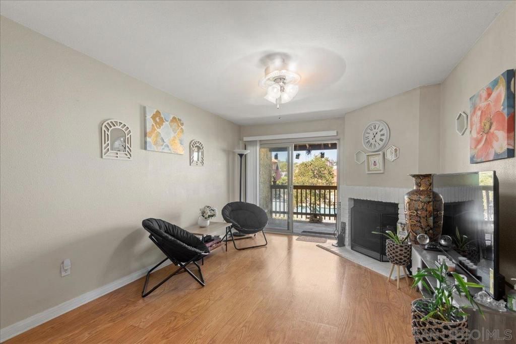 Image 5 of property listing at 2950 Alta View Dr H202, San Diego, CA 92139