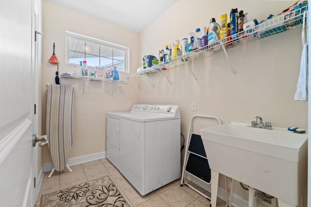 215 Kessinger Dr., Surfside Beach, SC 29575