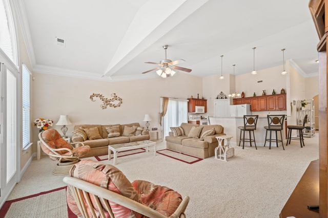 215 Kessinger Dr., Surfside Beach, SC 29575