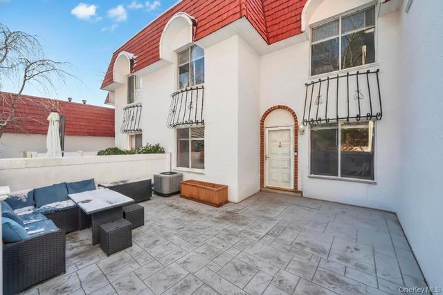 754 Blue Ridge Drive, Medford, NY 11763