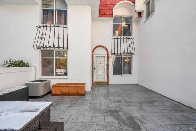 754 Blue Ridge Drive, Medford, NY 11763