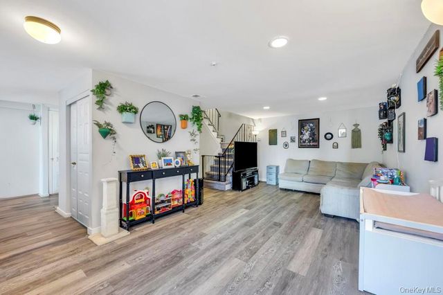 754 Blue Ridge Drive, Medford, NY 11763