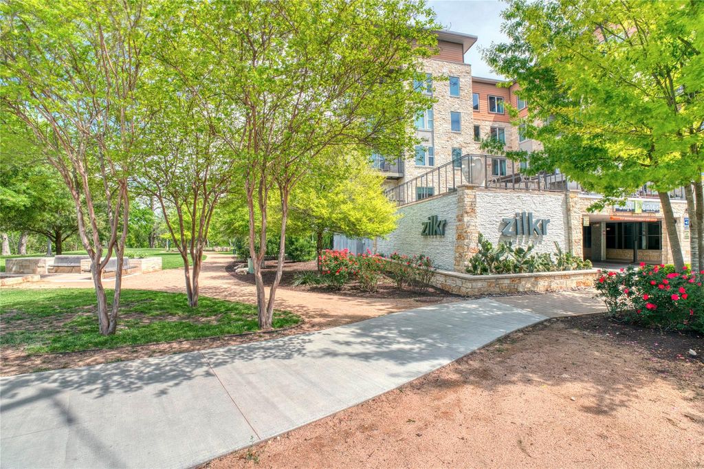 1900 Barton Springs RD 5033, Austin, TX 78704