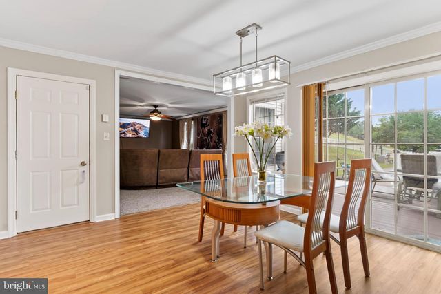 2345 FRIESIAN RD, York, PA 17406
