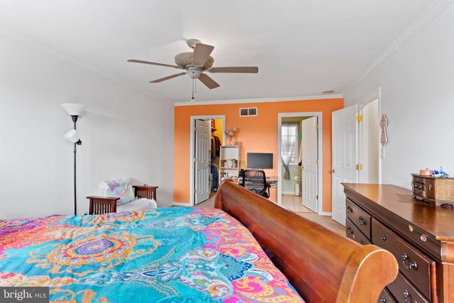 2345 FRIESIAN RD, York, PA 17406