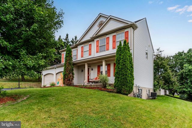 2345 FRIESIAN RD, York, PA 17406