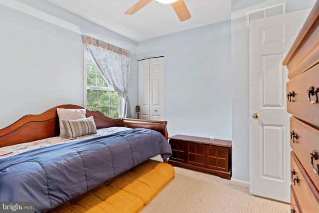 2345 FRIESIAN RD, York, PA 17406