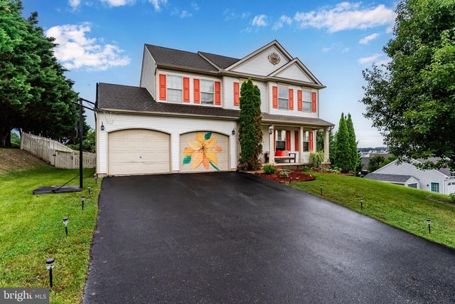 2345 FRIESIAN RD, York, PA 17406