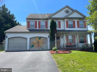 2345 FRIESIAN RD, York, PA 17406
