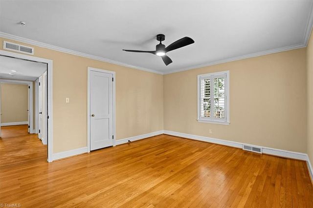 1814 Madison Avenue, Greensboro, NC 27403