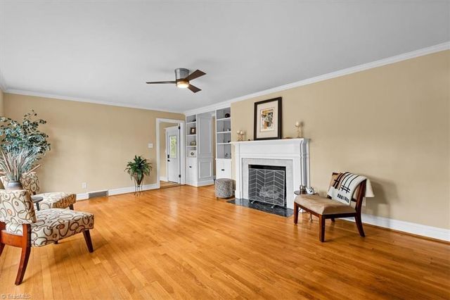 1814 Madison Avenue, Greensboro, NC 27403