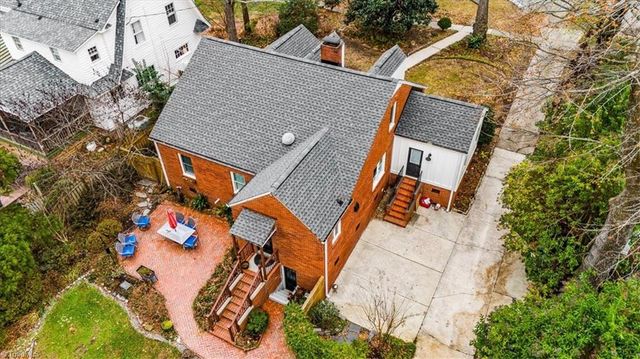 1814 Madison Avenue, Greensboro, NC 27403