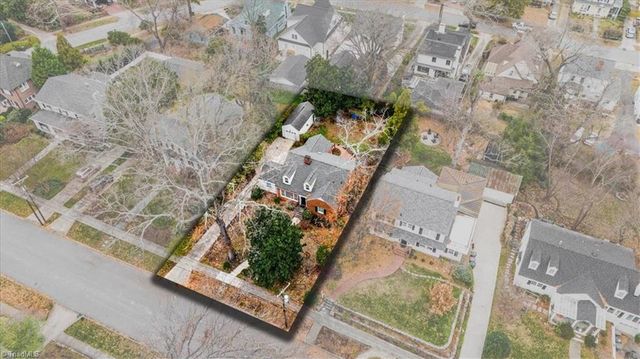 1814 Madison Avenue, Greensboro, NC 27403