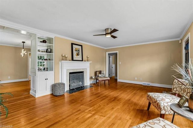 1814 Madison Avenue, Greensboro, NC 27403