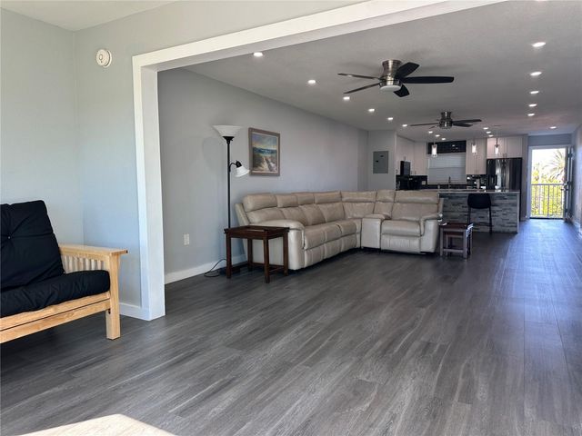 300 64TH AVENUE 318, St Pete Beach, FL 33706