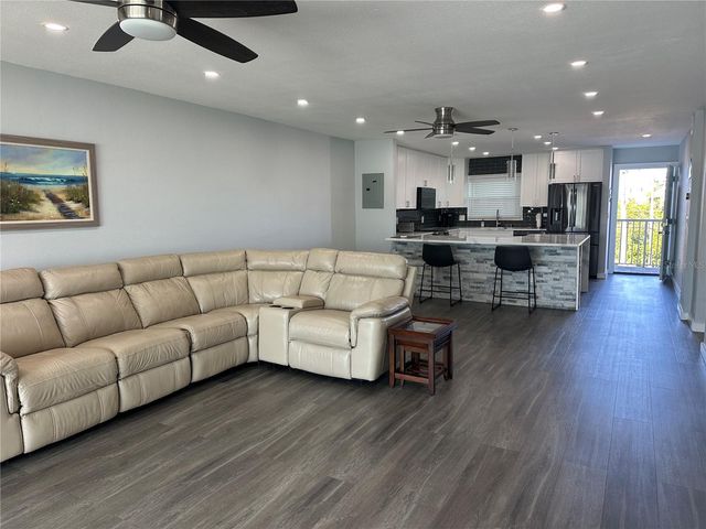 300 64TH AVENUE 318, St Pete Beach, FL 33706